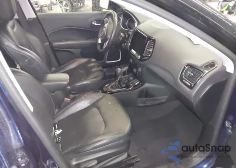 2018 Jeep Compass Limited 4X4 z USA, uszkodzony, nr VIN 3C4NJDCB9JT175536